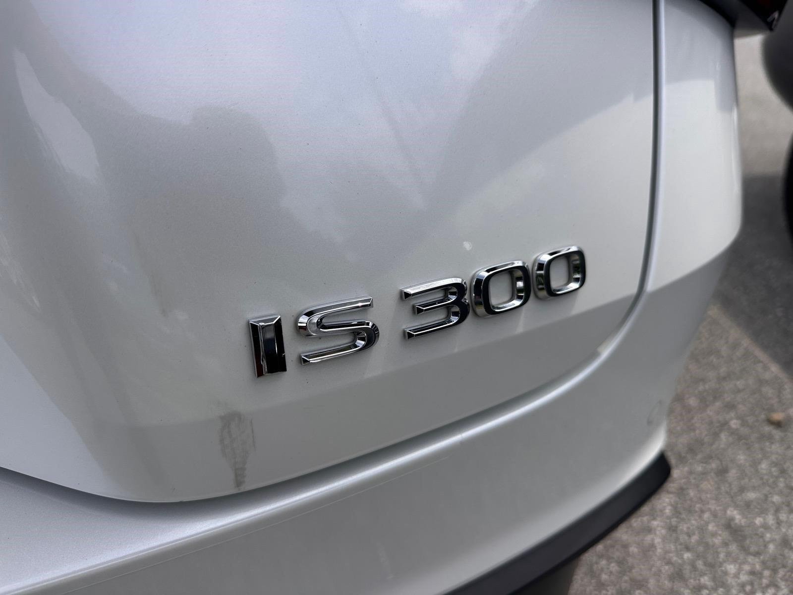 Used 2021 Eminent White Pearl Lexus IS 300 image 30