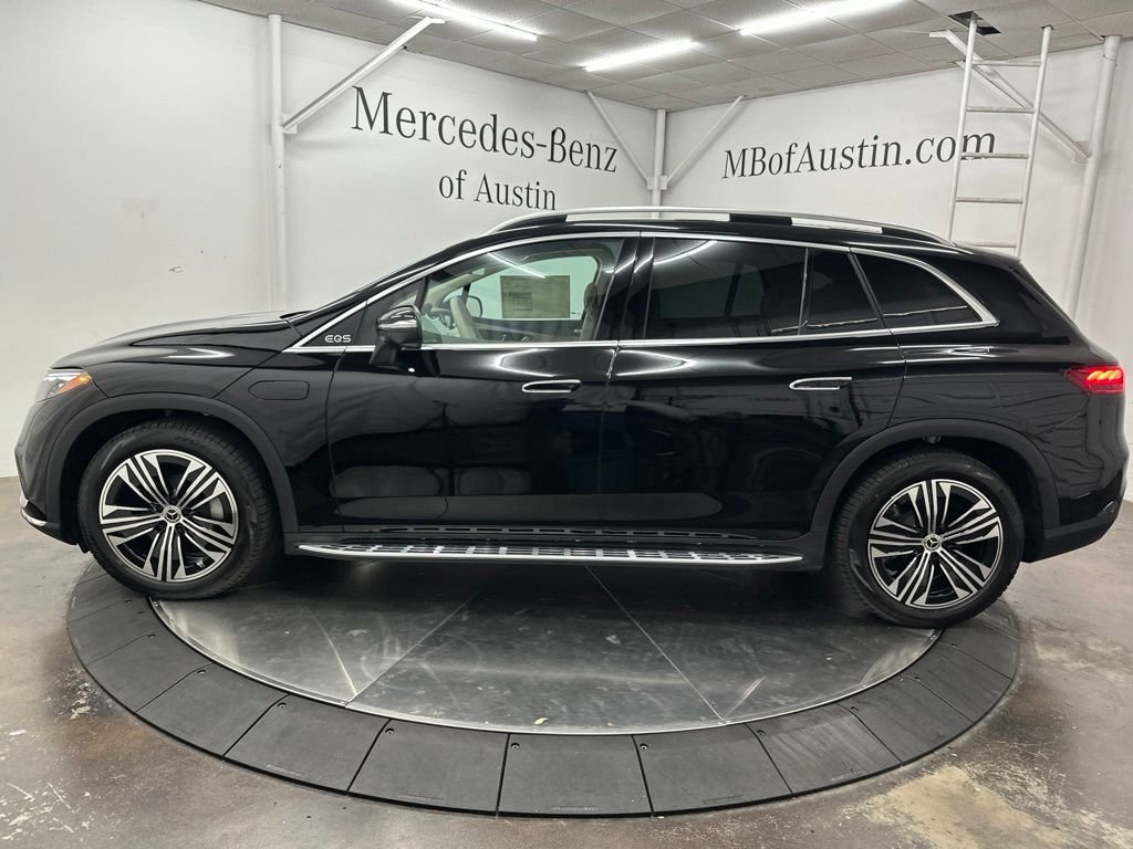 New 2027 Black Mercedes-Benz EQS 400 image 4
