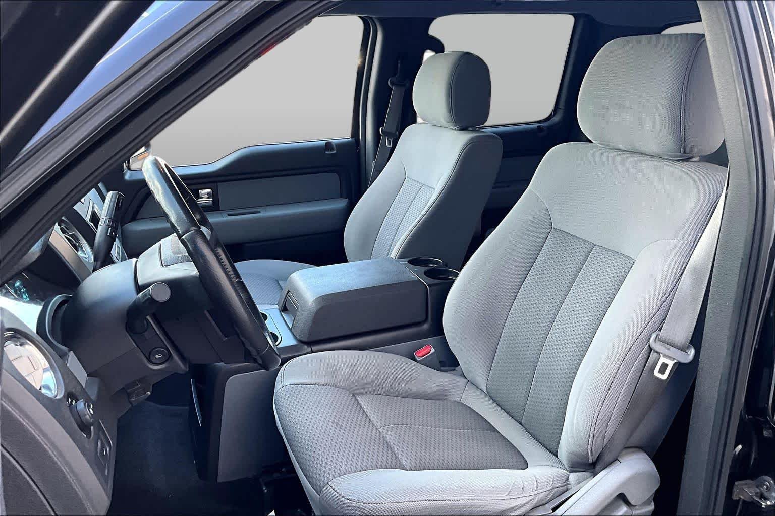 Used 2014 Tuxedo Black Metallic Ford XLT image 7