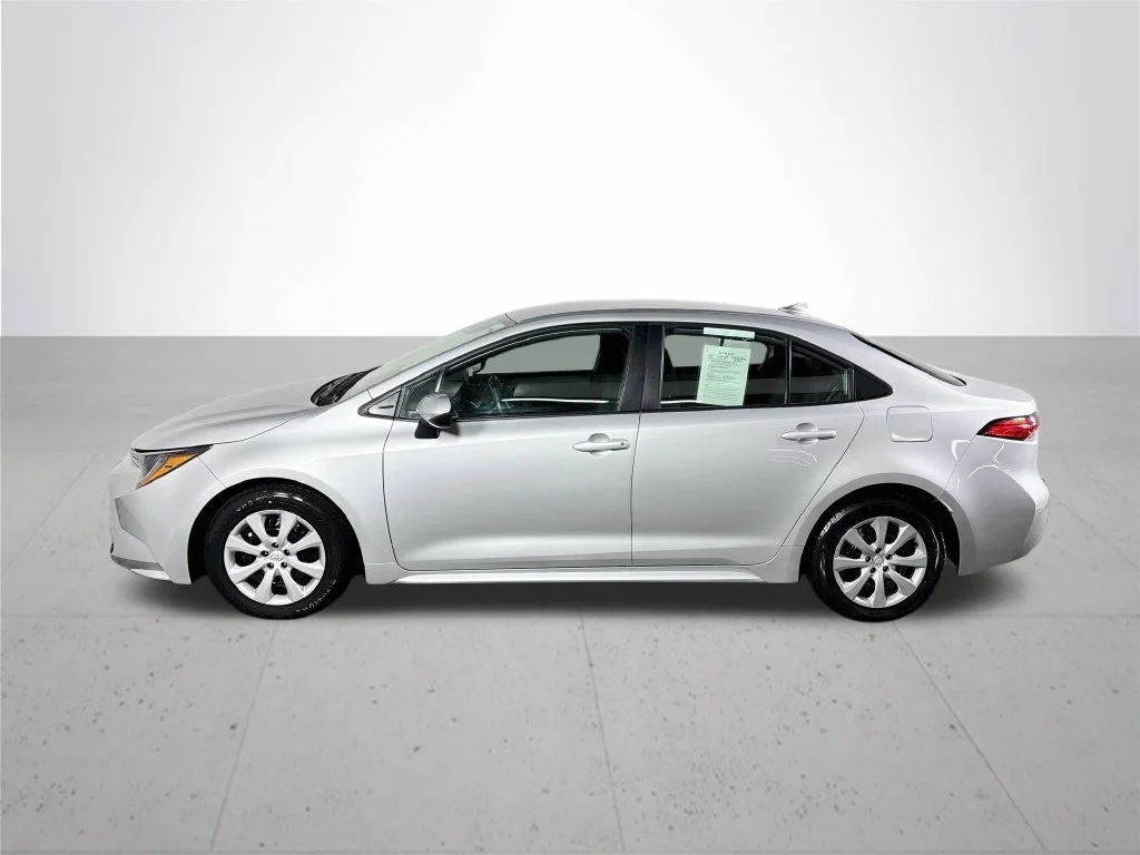 Used 2025 Silver Toyota LE image 9