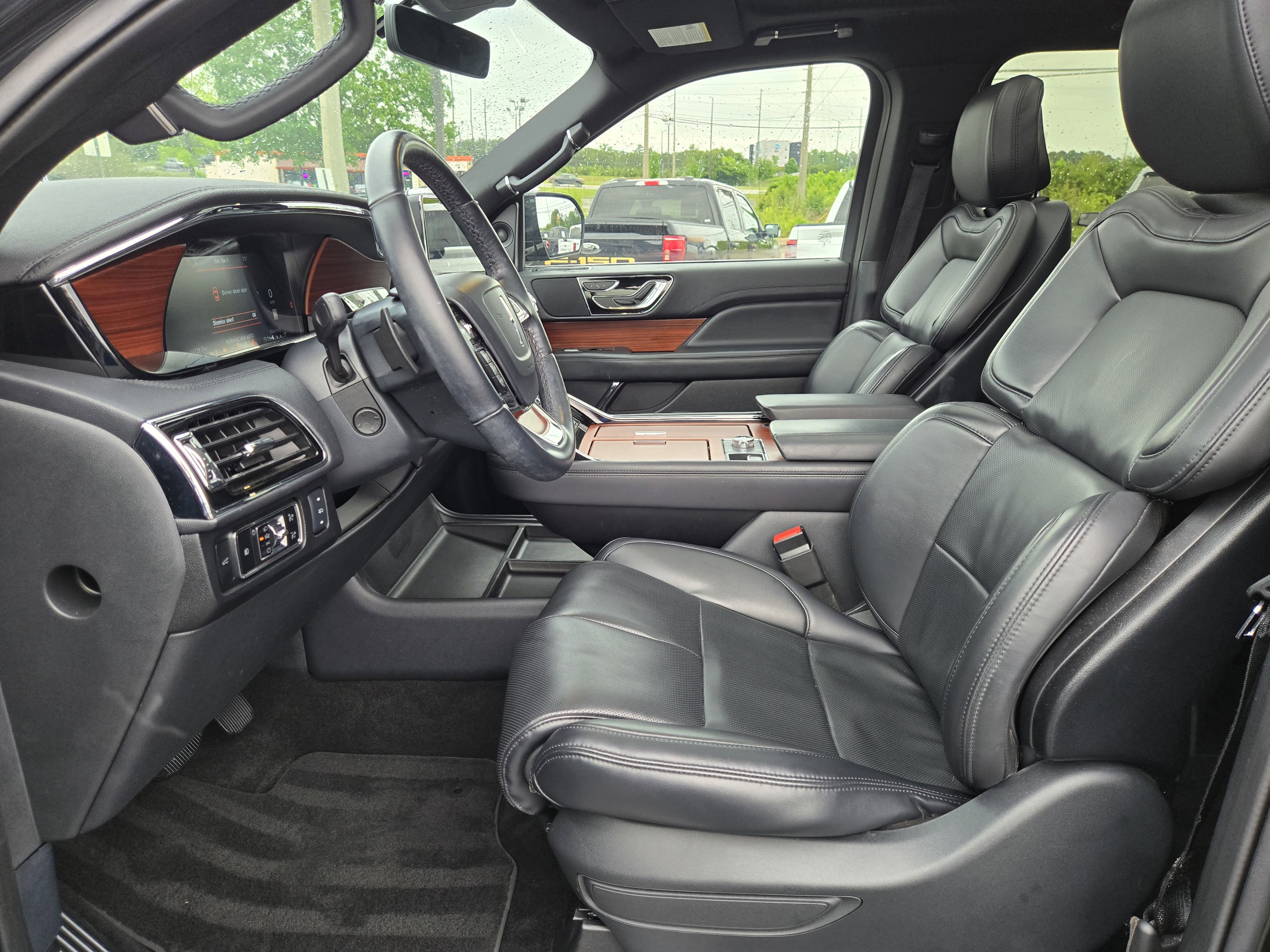 Used 2024 Black Metallic Lincoln Premiere image 25