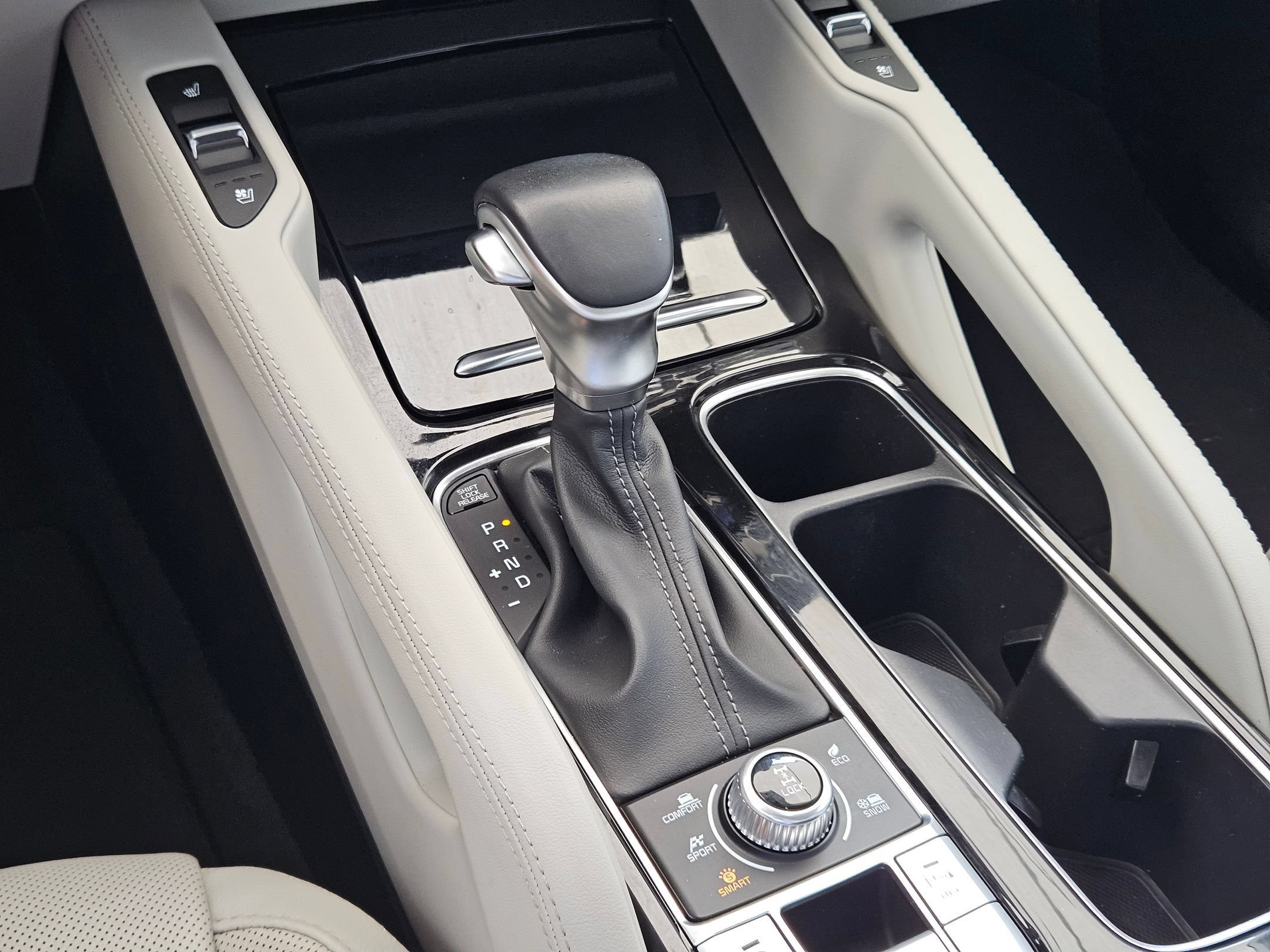 2021 Kia Telluride EX - Photo 20