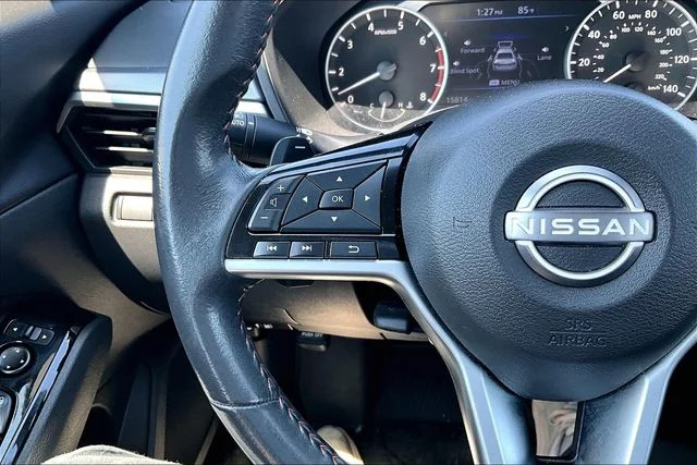 Used 2024 Silver Nissan 2.5 SR image 10