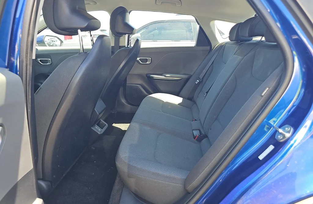 Certified Used 2025 Blue Kia LXS image 9