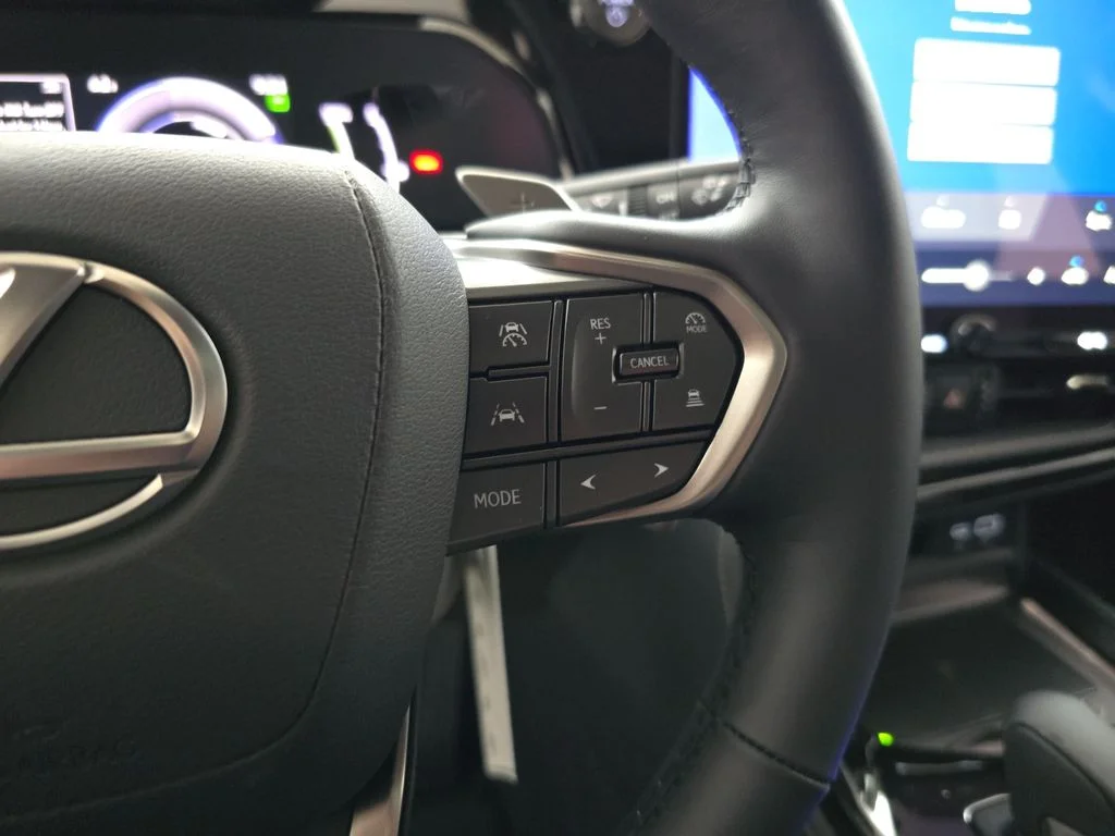 New 2026 Nori Green Pearl Lexus PREMIUM PLUS AWD image 18