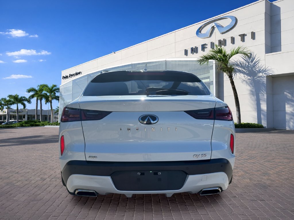 Used 2025 White INFINITI ESSENTIAL image 6