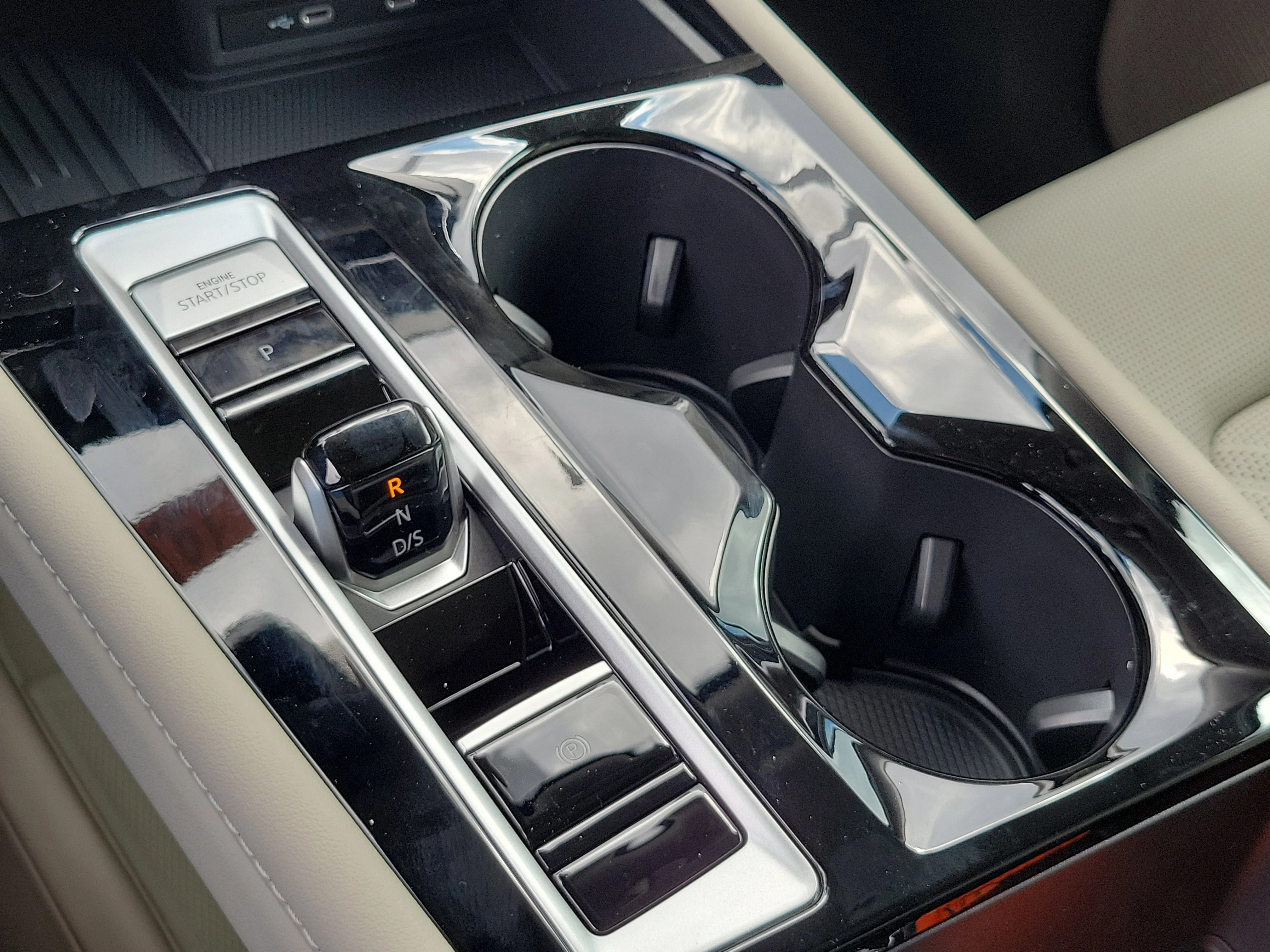 2026 Volkswagen Atlas SEL Premium R-Line - Photo 30