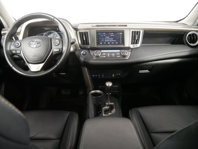 Used 2014 Blizzard Pearl Toyota Limited image 19