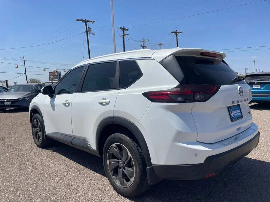 Used 2024 White Nissan SV image 5
