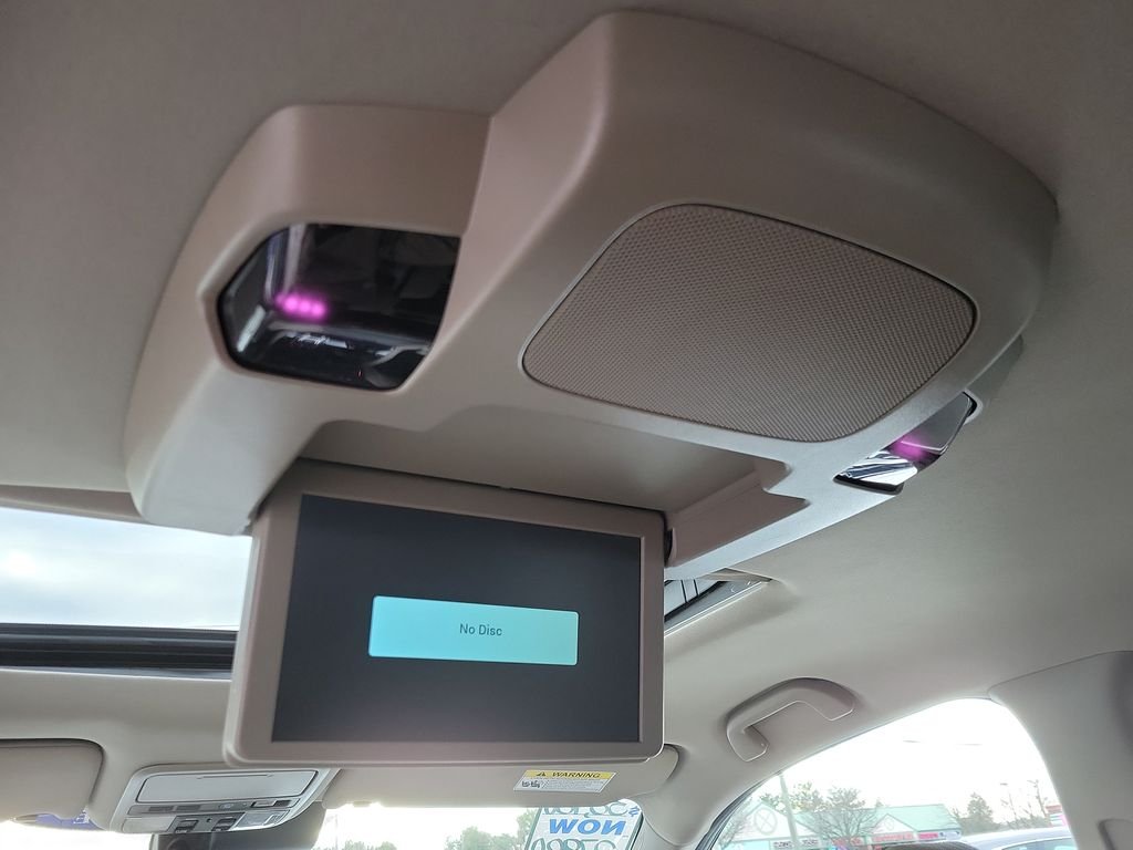 Certified Used 2020 Platinum White Pearl Honda Touring image 13