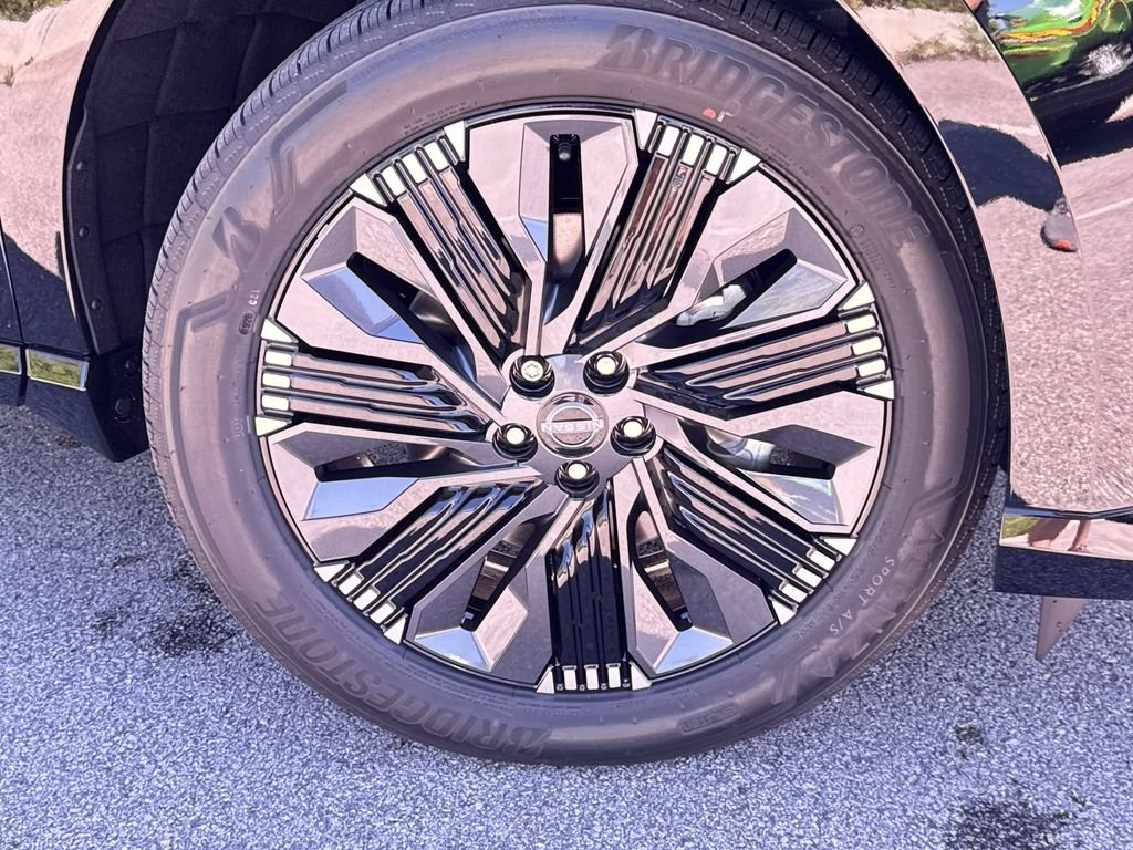 New 2026 Black Nissan Platinum image 19