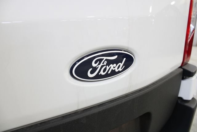 New 2026 Oxford White Ford Base image 39
