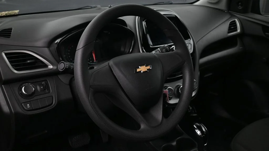 Used 2022 Black Chevrolet LS image 9