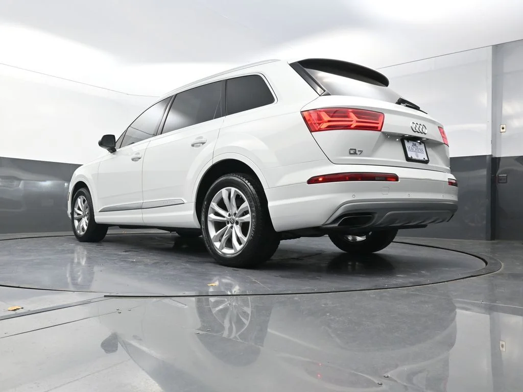 Used 2019  Audi 55 Premium image 28