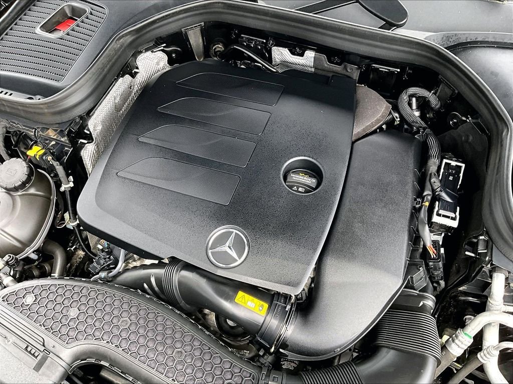 Used 2022 Black Mercedes-Benz GLC 300 image 36