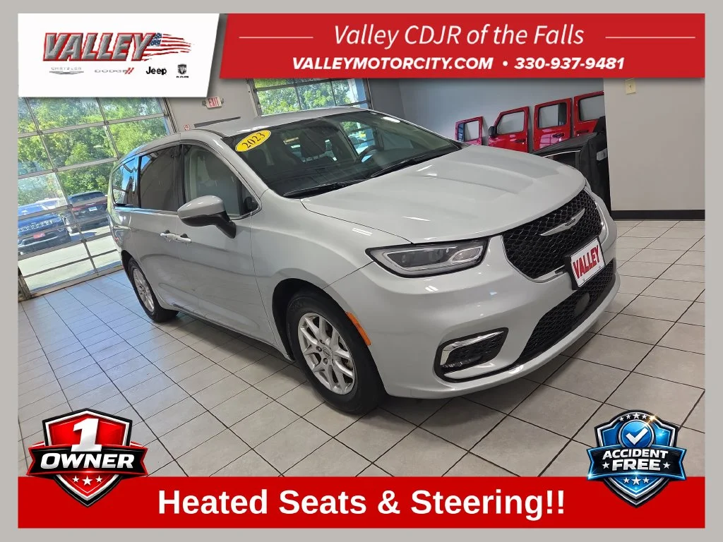 Used 2023 Silver Chrysler Touring L image 1