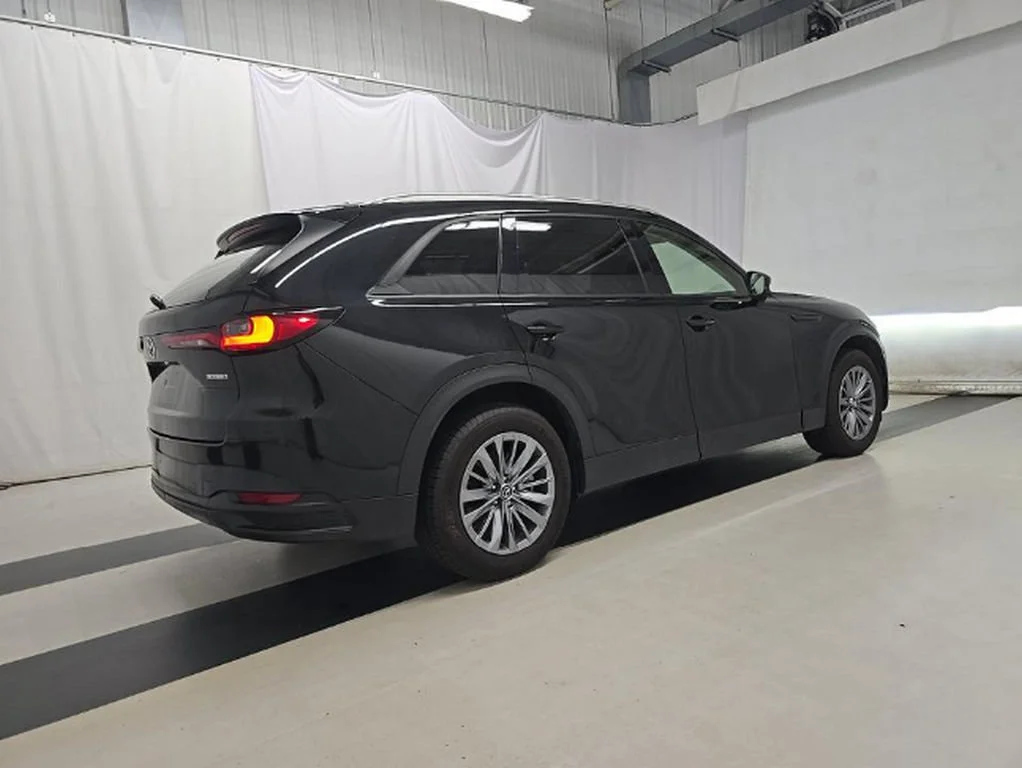 Used 2024 Jet Black Mazda 3.3 Turbo Preferred image 4