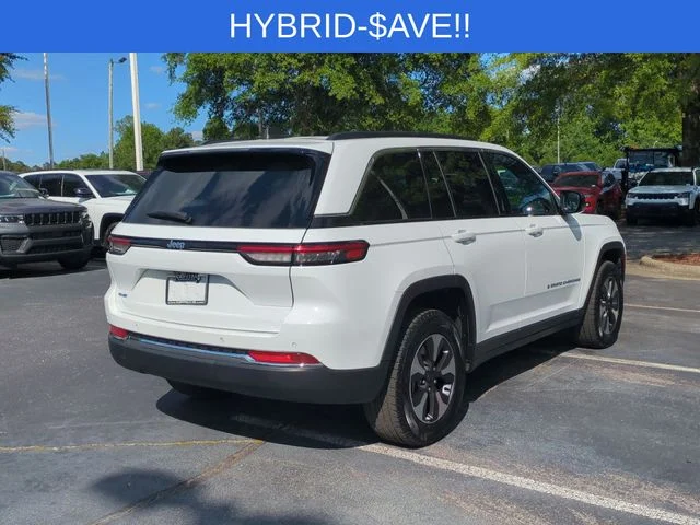 Used 2024 White Jeep 4xe image 5