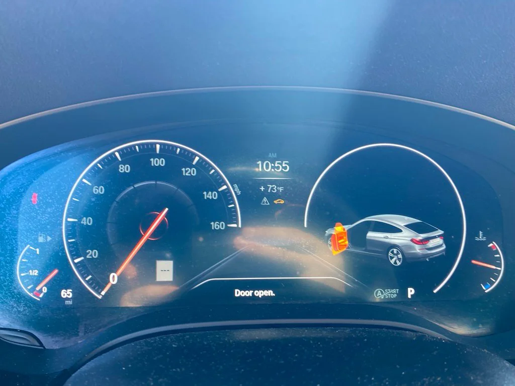Used 2019 Blue BMW 640 Gran Turismo i xDrive image 5