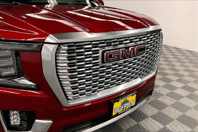 Used 2022 Cayenne Red Tintcoat GMC Denali image 34