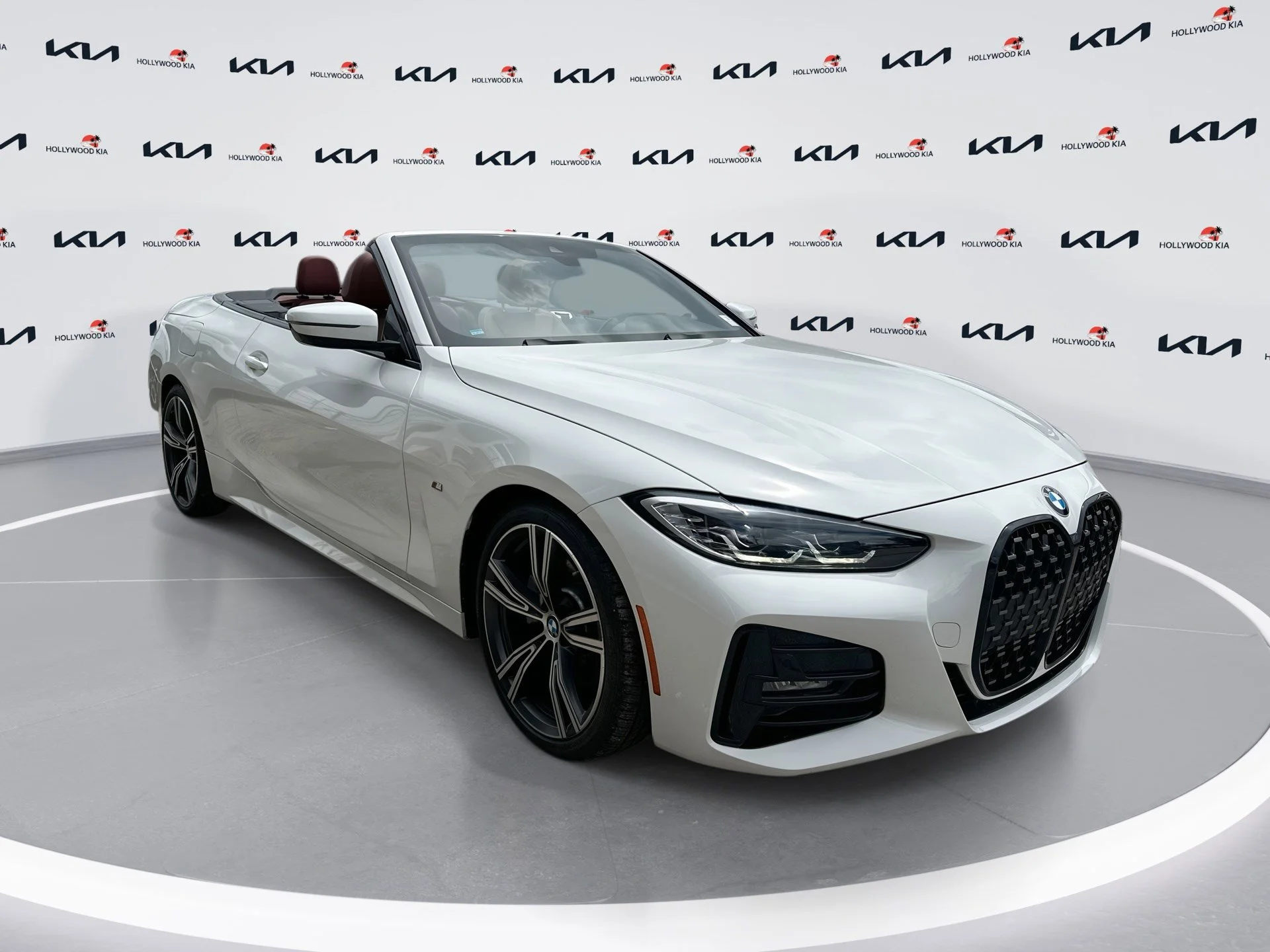2023 BMW 4 Series 430i Convertible's photo