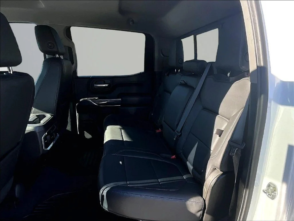 Used 2020 White Chevrolet LTZ image 28
