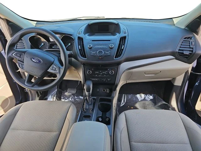 Used 2018 Blue Ford SE image 9