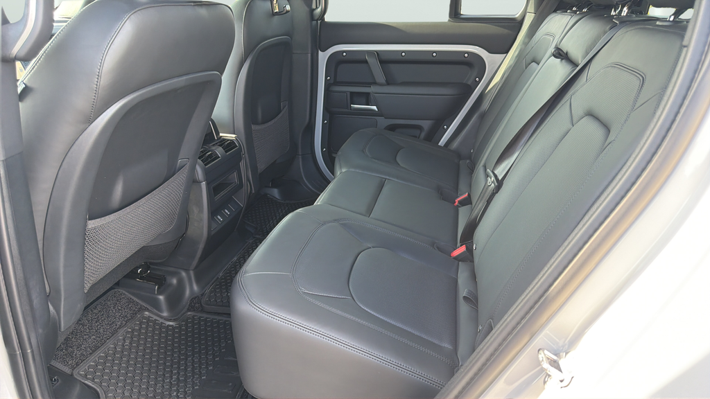 New 2026 Borasco Grey Land Rover X-Dynamic SE image 18
