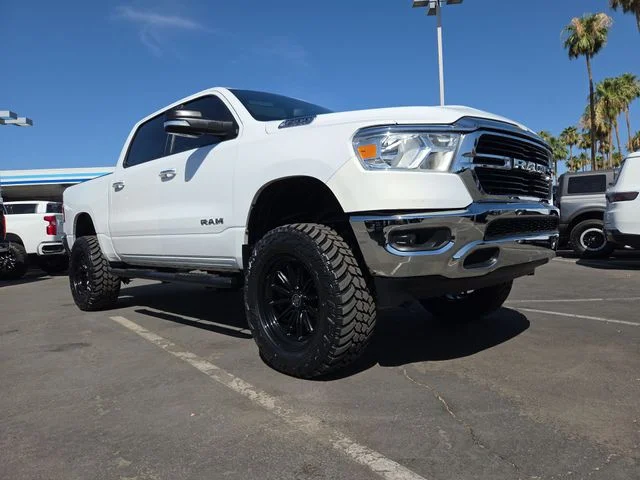 2019 RAM 1500 Big Horn/Lone Star 4x4 Crew Cab 5'7's photo