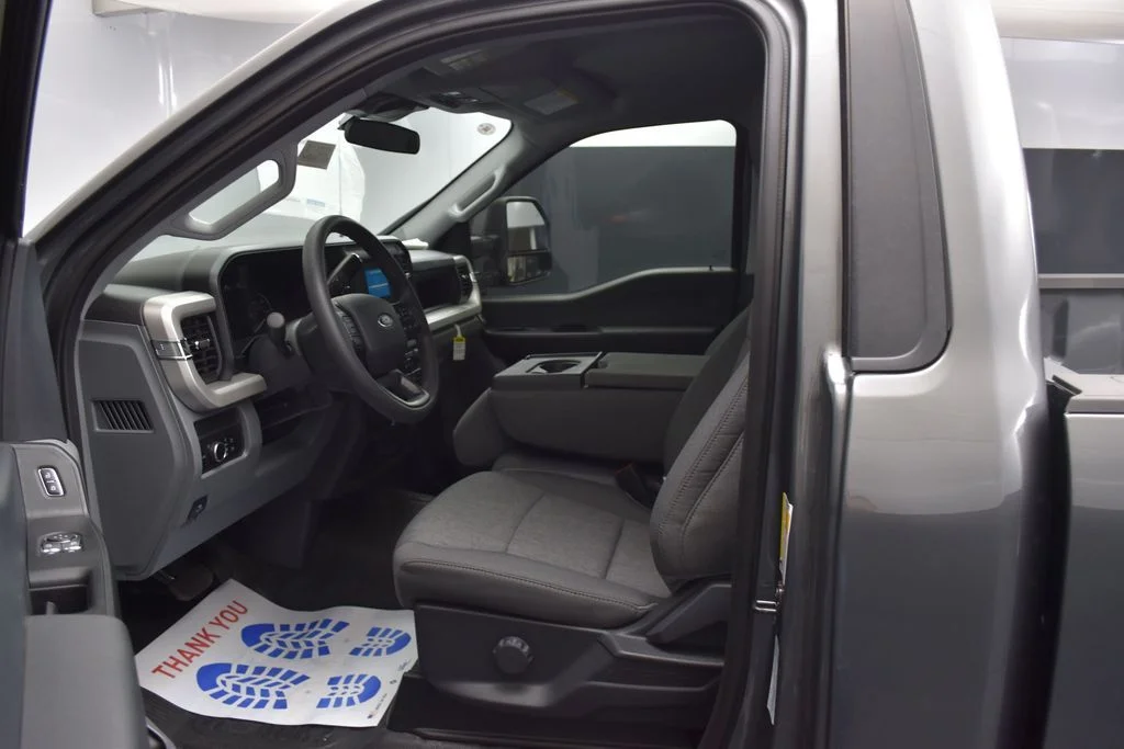 New 2025 Gray Ford XL image 15