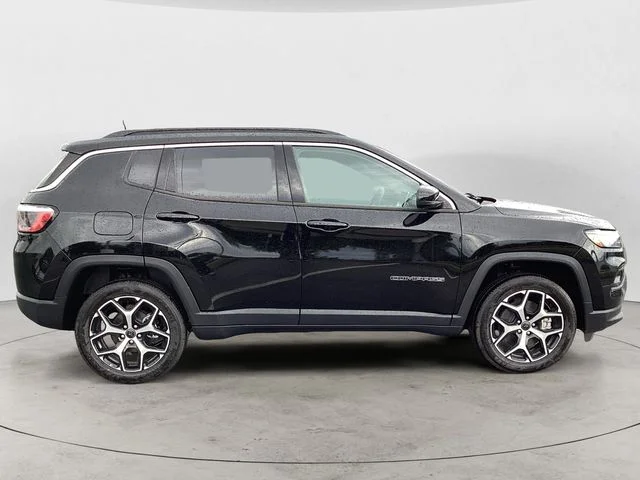 New 2026 Diamond Black Jeep LIMITED 4X4 image 7