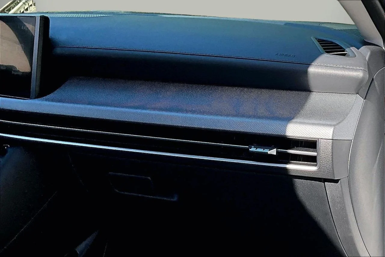 Certified Used 2025 White Hyundai SEL image 19