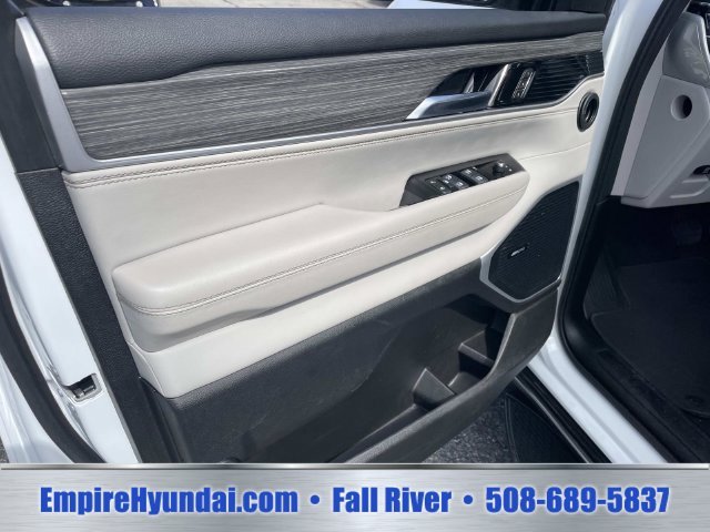 2024 Jeep Wagoneer Series II - Photo 18