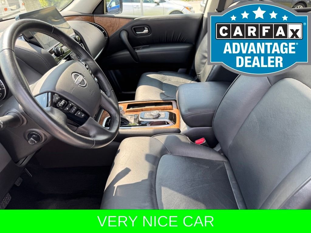 Used 2022 White Nissan SL image 19