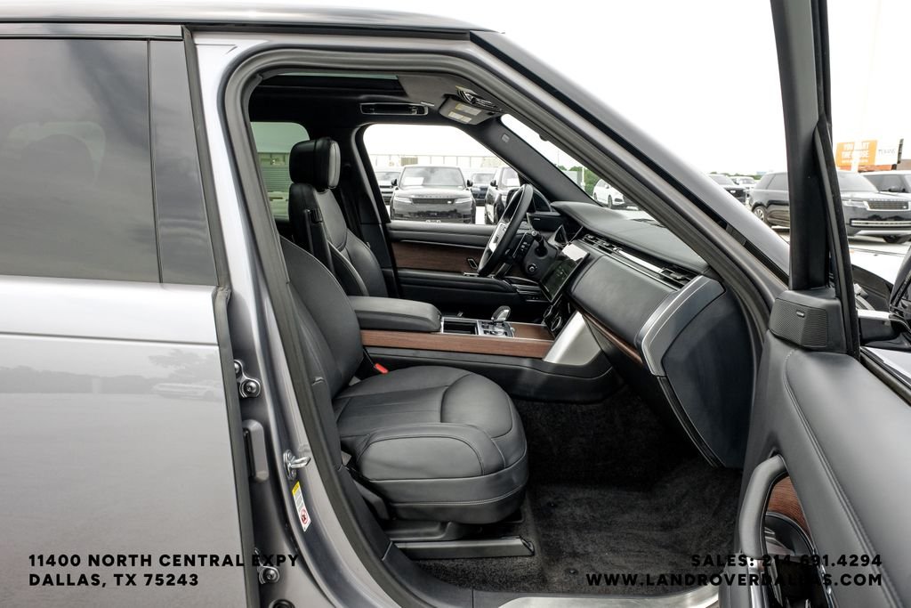 Used 2023 Eiger Gray Metallic Land Rover SE image 37