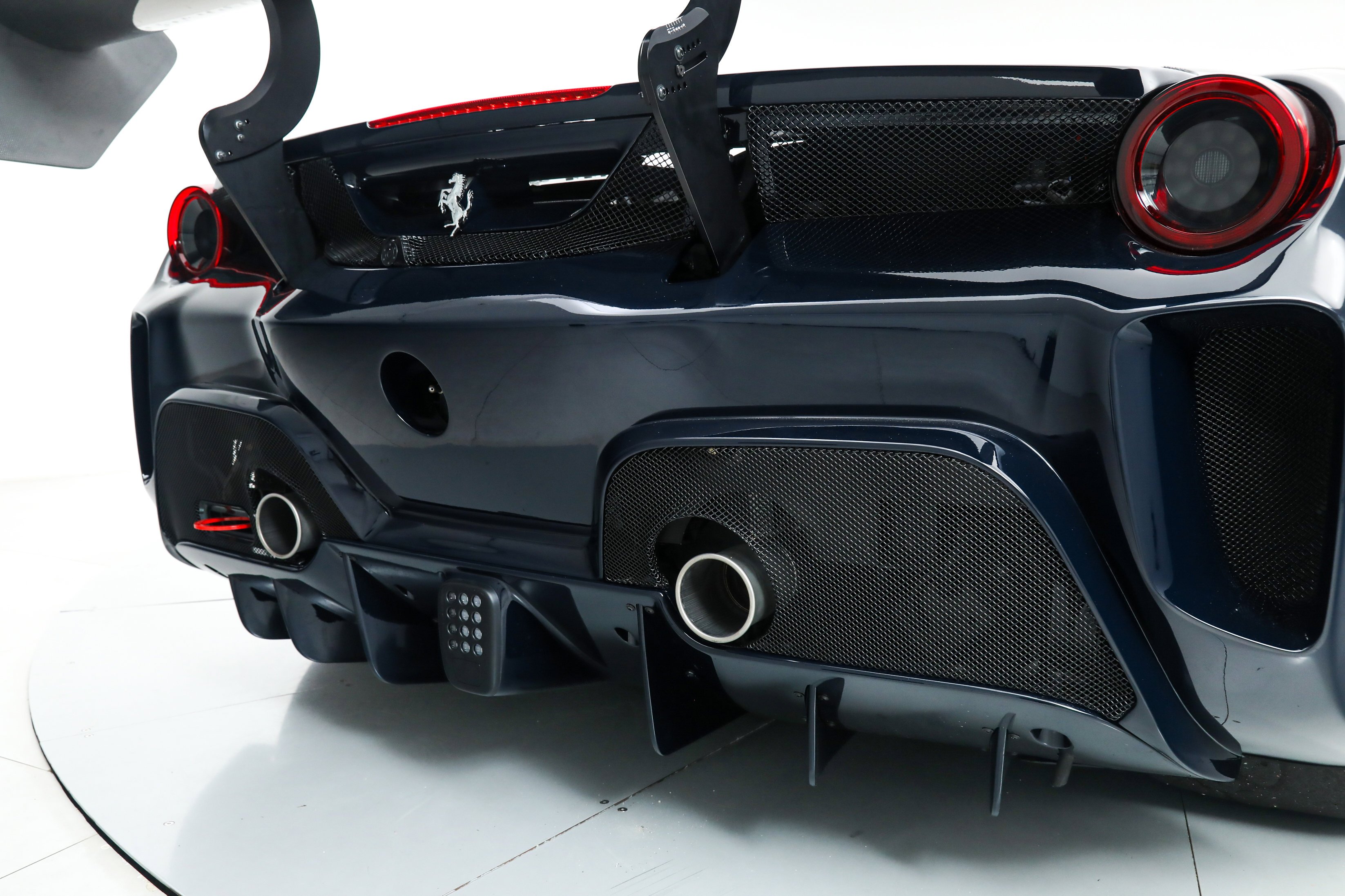 Used 2022 Blue Ferrari  image 19