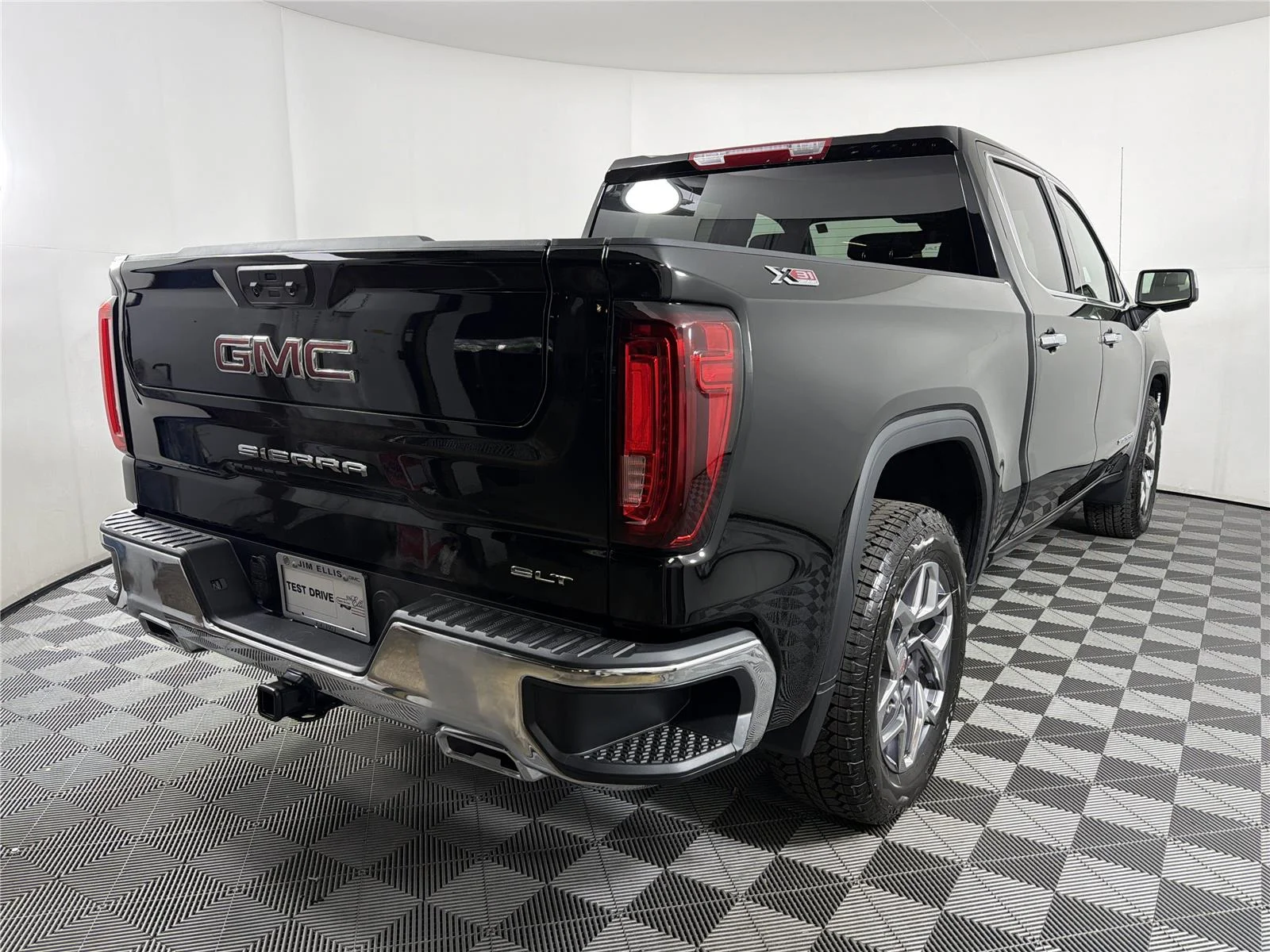 New 2026 Onyx Black GMC SLT image 6