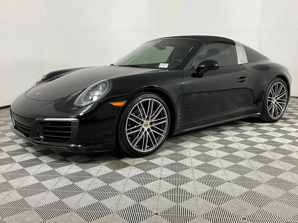 Used 2019 Black Porsche Targa 4 image 1
