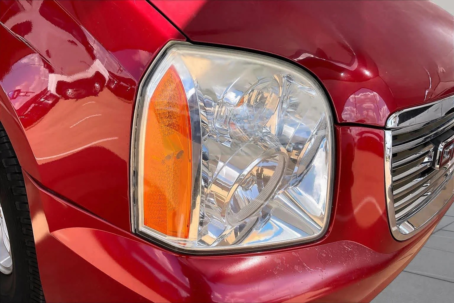 Used 2013 Crystal Red Tintcoat GMC SLT image 26