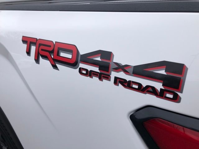 Used 2023 Ice Toyota SR5 image 36