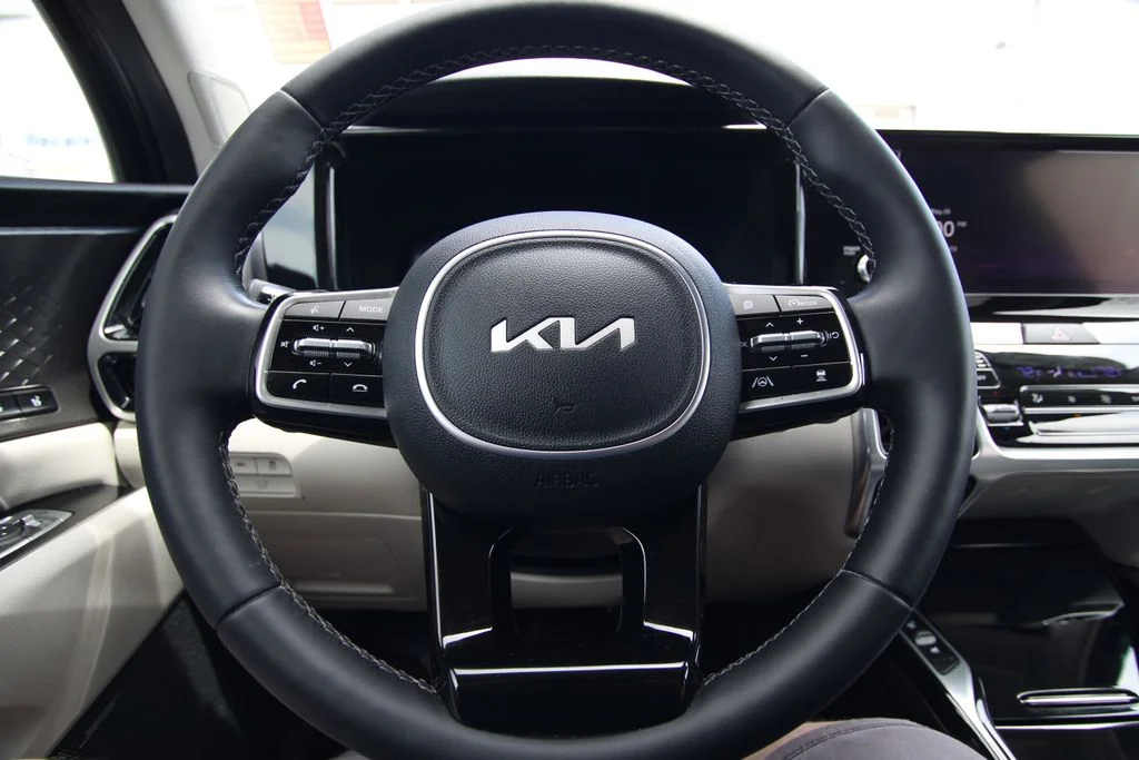 Used 2023 Black Kia SX Prestige image 21