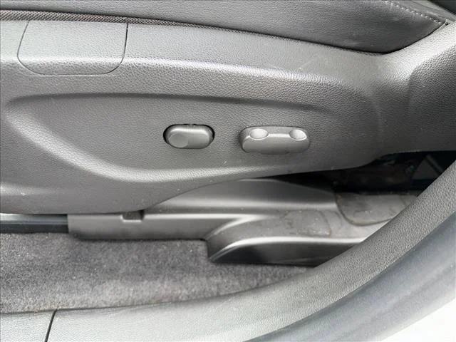 Used 2019 (Includes (CM5) Black Carbon Metallic lower exterior accent color, Paint code W700S.) Buick Preferred image 20