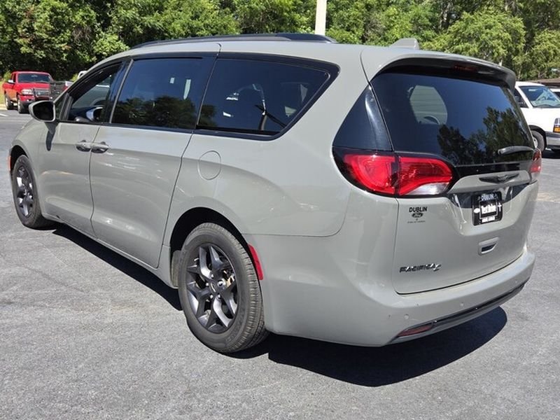 Used 2020 Ceramic Gray Clearcoat Chrysler Touring L Plus image 13