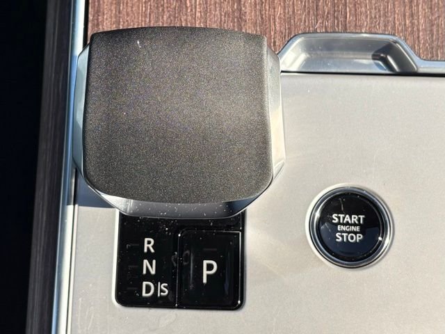 2025 Land Rover Range Rover SE - Photo 21