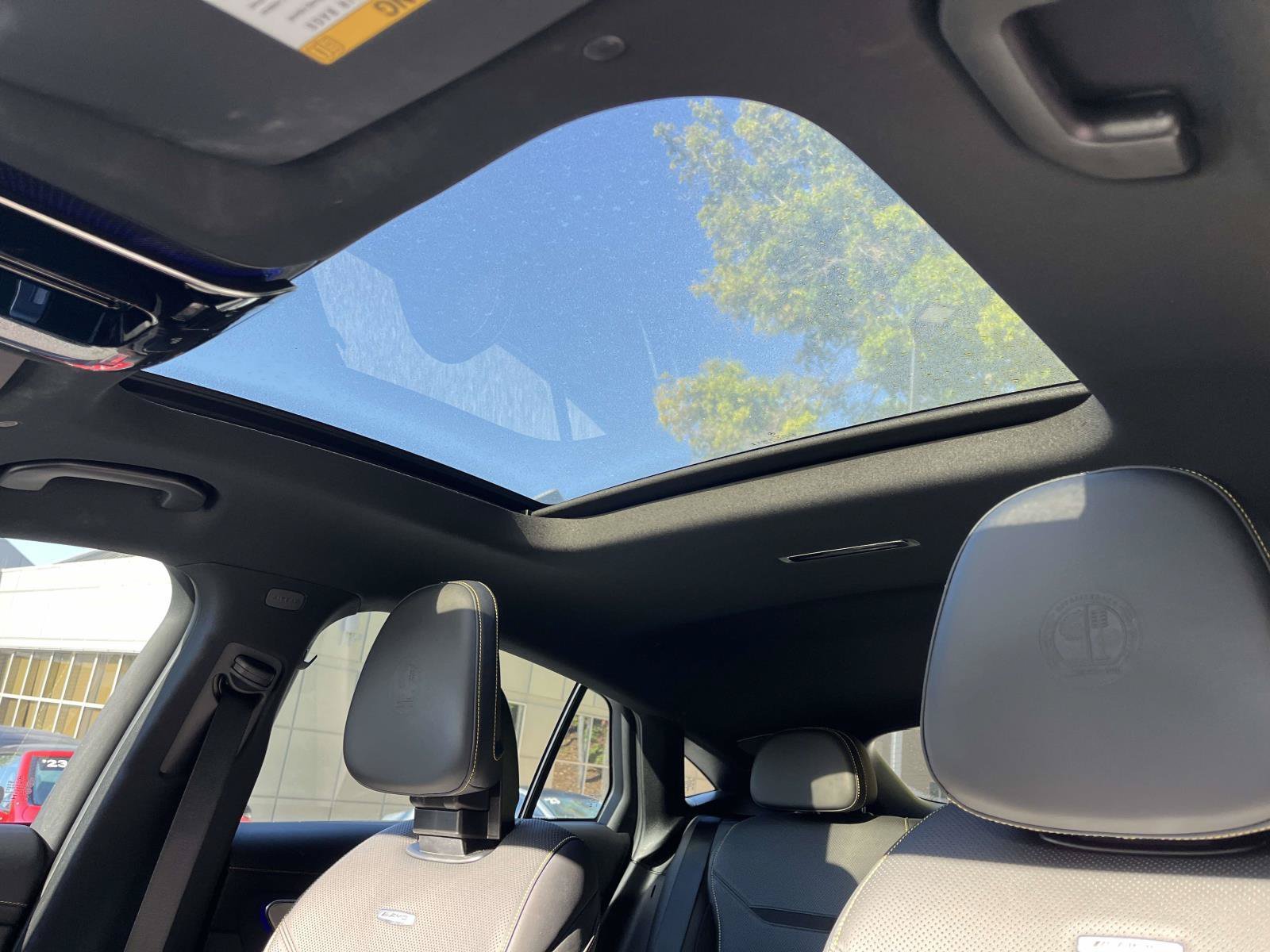 Certified Used 2025 Verde Silver Metallic Mercedes-Benz AMG® GLC 63 S E Performance 4MATIC® Coupe image 38