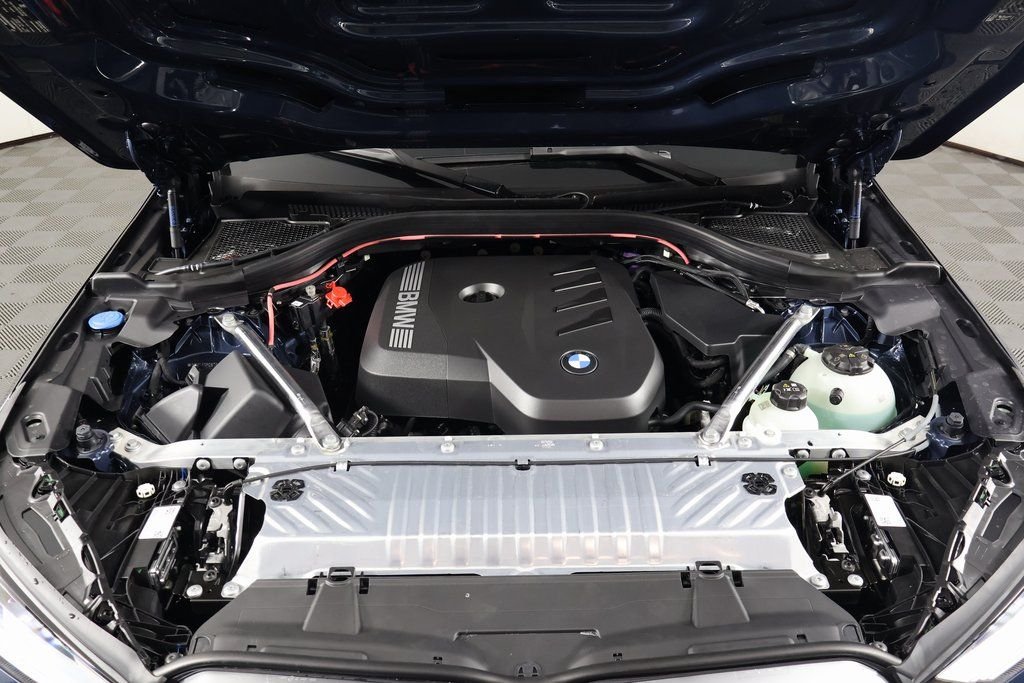 New 2026 Arctic Race Blue metallic BMW 30 xDrive image 9