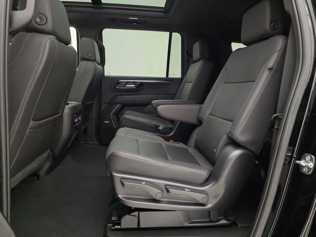 2025 Chevrolet Suburban Z71 - Photo 51