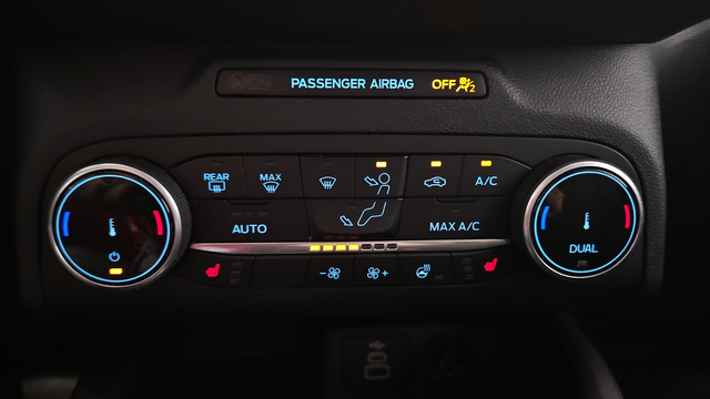 Used 2024 Vapor Blue Ford Active image 18