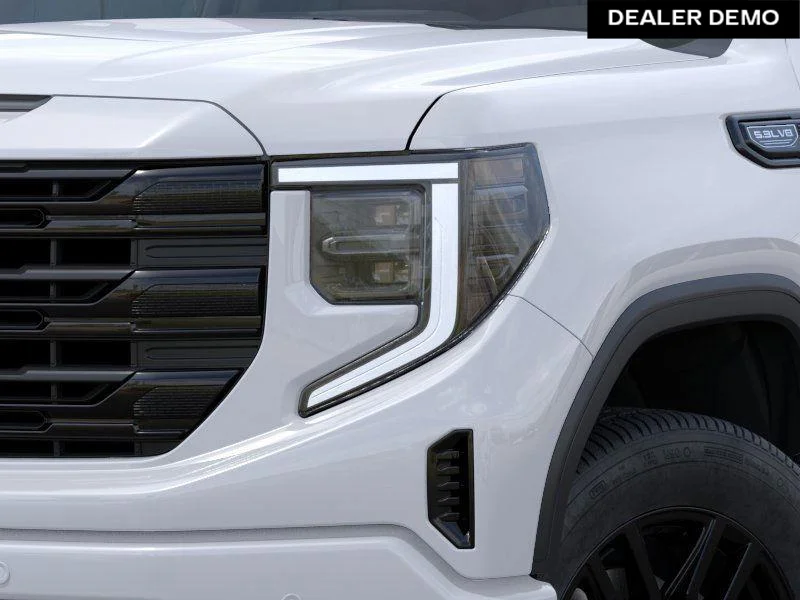 Used 2026  GMC Elevation image 10