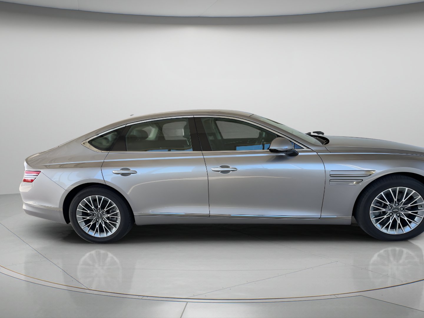 Used 2023 Savile Silver Genesis 2.5T image 6